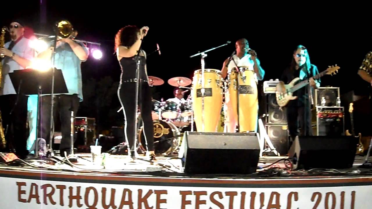 (GIVE A LITTLE MORE-Maroon 5) Ke'Lee Marie/TimeBandits