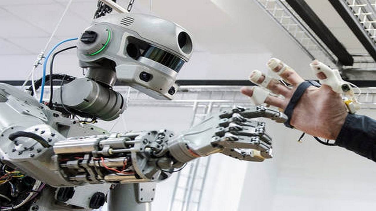 Wheel space FEDOR: Russian robot will visit the ISS for the year 2021 ...