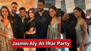 Jasmin Bhasin and Aly Goni At Baba Siddiqui's Iftar Party | Jasmin-Aly Spotted At Iftar Party