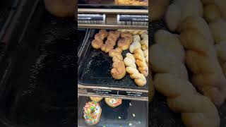 Today grocery shopping I found salt n vinegar doughnuts 🍩 😂 #shorts #foodie #viral #youtubeshorts