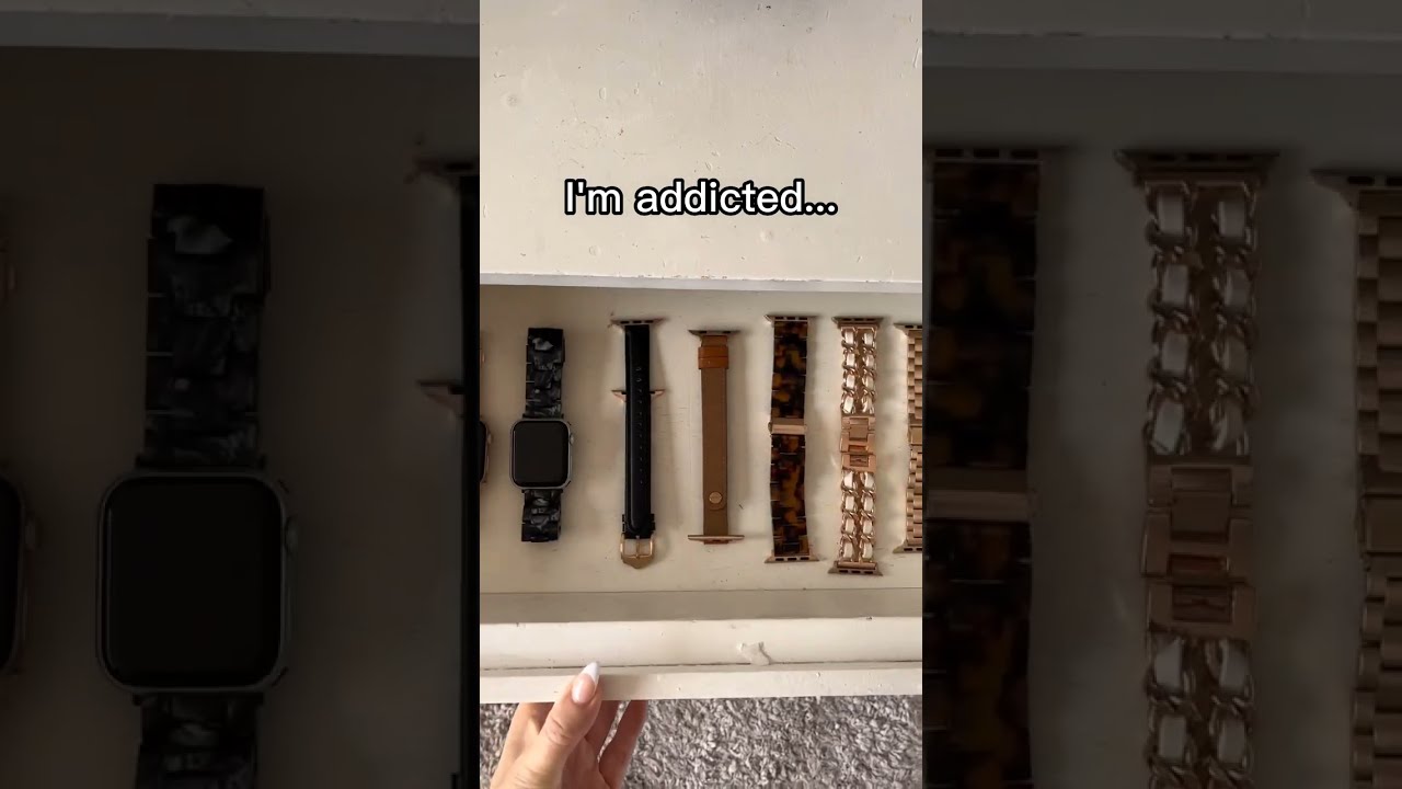 Totally addicted😍 to this cute Apple Watch strap!