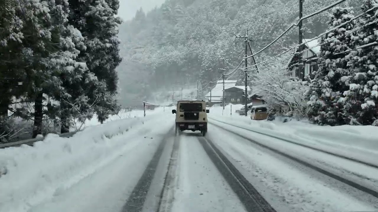 367 鯖街道 / 途中交差点付近〜303 保坂交差点まで
