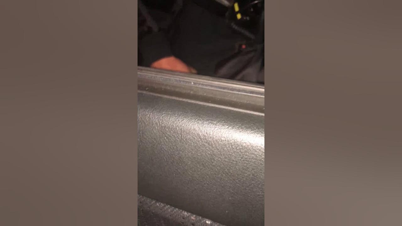 岐阜県羽島署 三ツ山貴斗 巡査が警察手帳呈示しないことに対してクレームを言ったあとの 他の警察官が謝罪した動画! YouTube