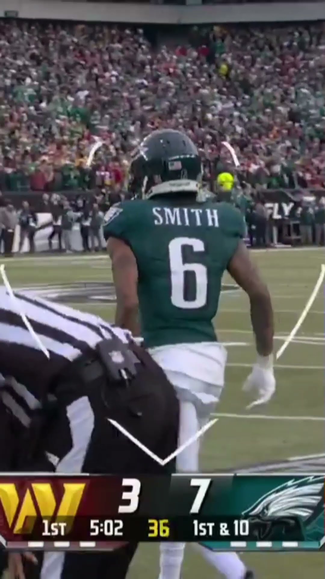 AMAZING throw and catch between Jalen Hurts \u0026 DeVonta Smith ?? Eagles vs Commanders Highlights