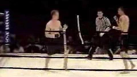 Curtis Bailey leg kicks for the win