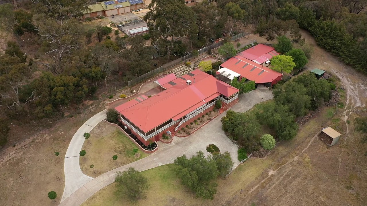 15 Settlers Way, Sunbury Brad Teal Real Estate YouTube