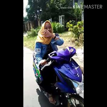 Cewek cantik naik BEAT modifikasi (@YAQIK Modified)