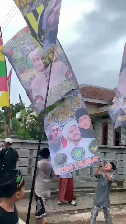 Bendera besar mulai berkibar #sholawat #habibnizar