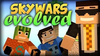 "THE Best PVP move ever #MLG" - Brand new Minecraft Sky Wars Evolved w/ Double and Simon