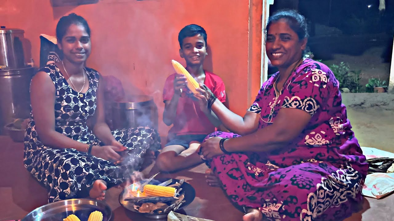 Aaj bhajli gharatach makyachi bond 😘 kuna Kunala aavadtat.