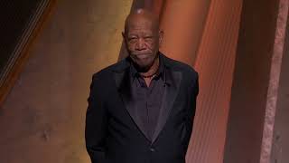 Morgan Freeman pays tribute to his “dear friend” Gene Hackman
