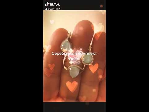 Опал натуральный. Серебряный комплект.