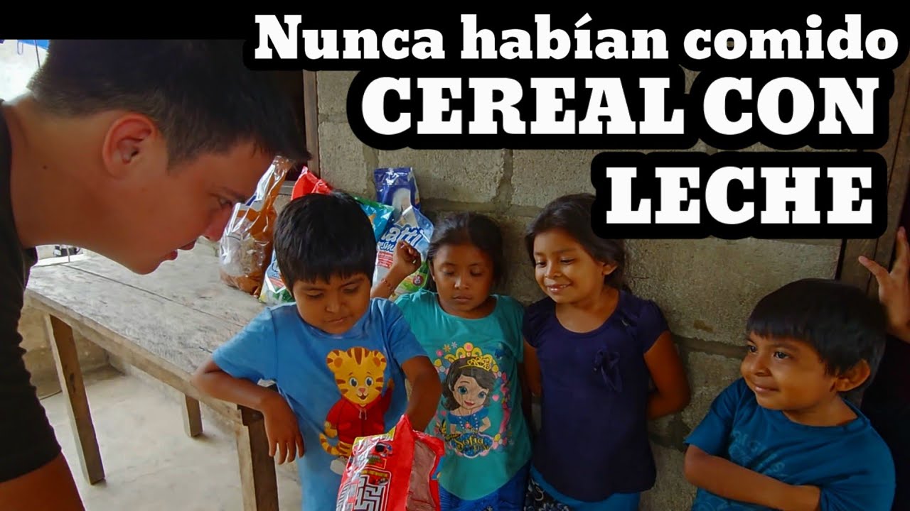 Estos niños NO SABEN QUE ES COMER CEREAL CON LECHE 🥺 / Niños con desnutrición.