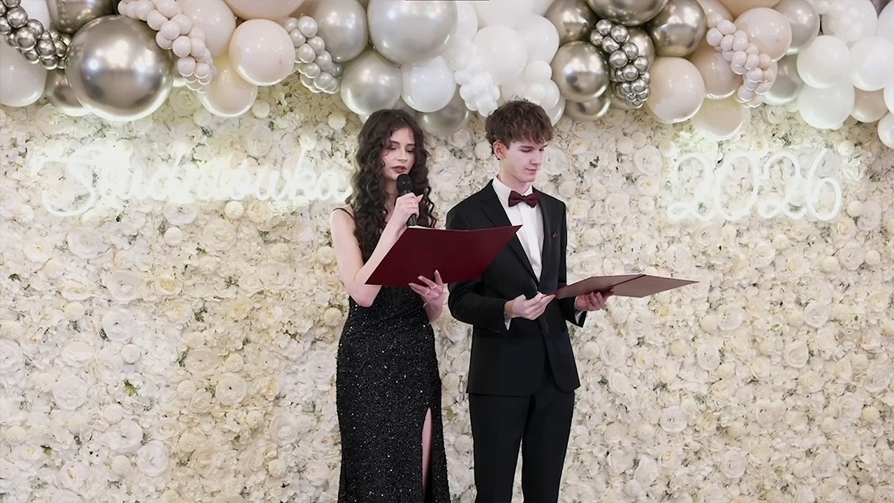 Studniówka Ekonomik Siedlce 2026 na żywo - część oficjalna