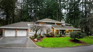 991 Lohbrunner: 4-Bed   Den, 3-Bath Luxury Home With Modern Elegance | Broadmead Community