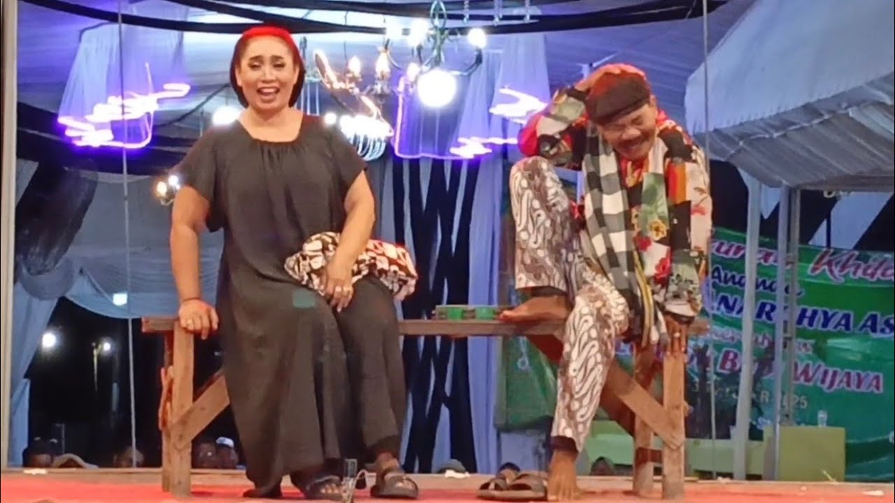 Lawak Ludruk Budhi Wijaya - Dsn Mancar Barat Peterongan Jombang. 