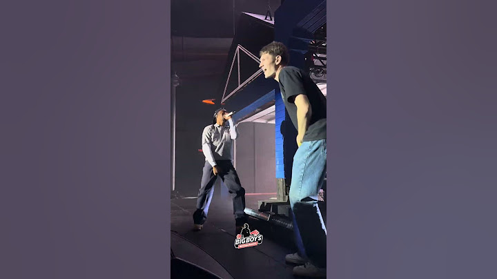 Roddy Ricch Catches Fan Censor Himself