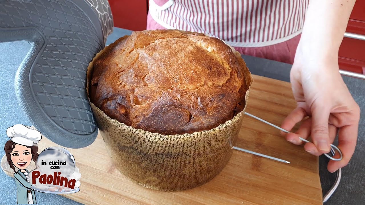 Типичный рождественский десерт 🎄 Классические панеттоне из ручного теста.