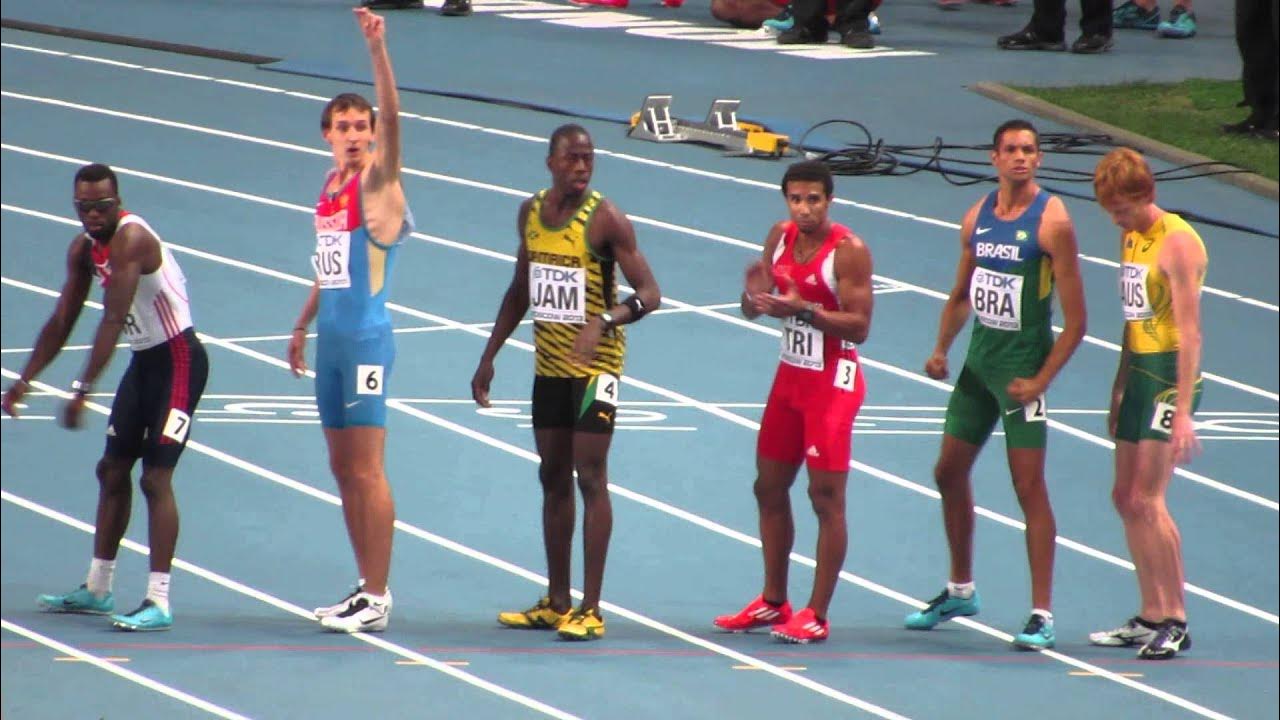 Высокий старт фото. Бег на 110 метров с барьерами. Тренажер спринт. Эстафетный бег мужчины. Беговые 4 буквы.