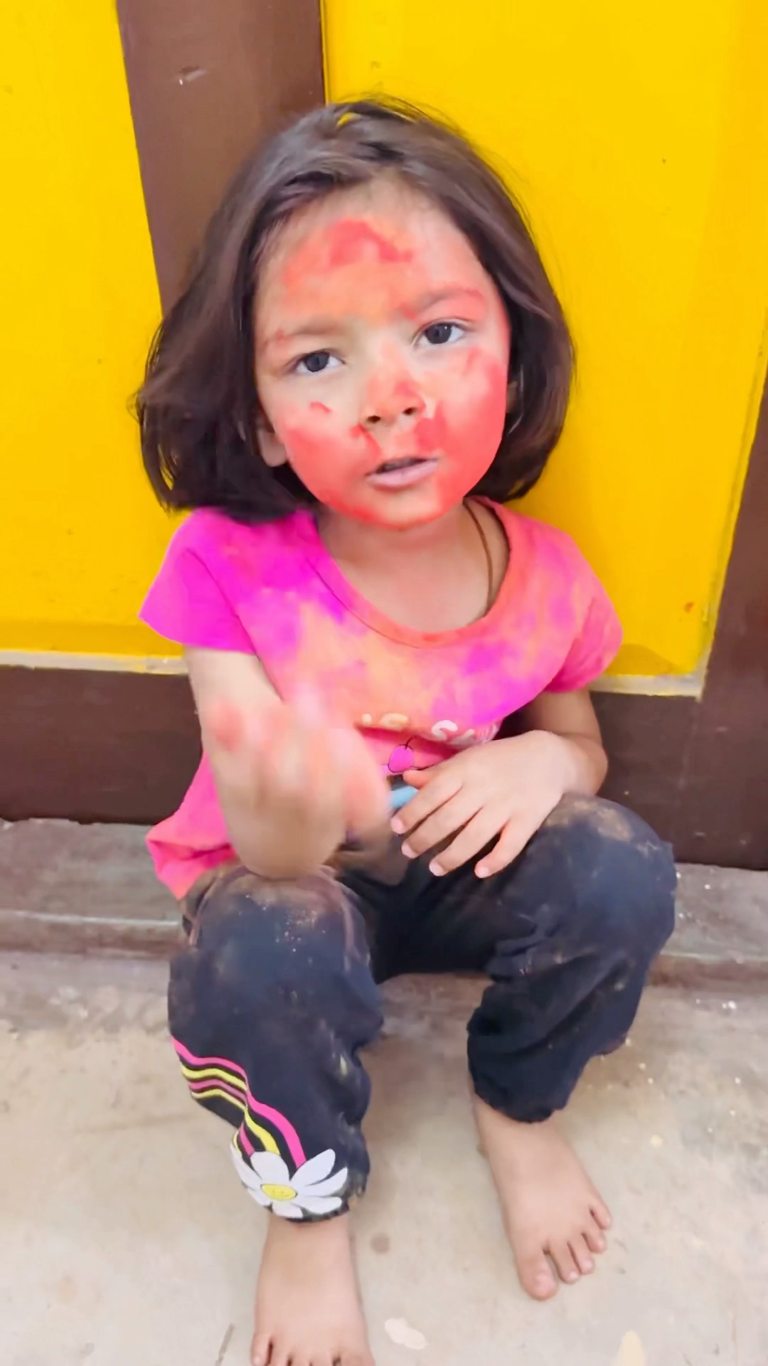 Holi me kiski halt Tooktook jaise hui h cement karo ?