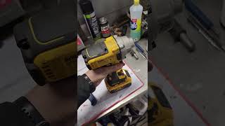 DEWALT 20V MAX Impact Wrench