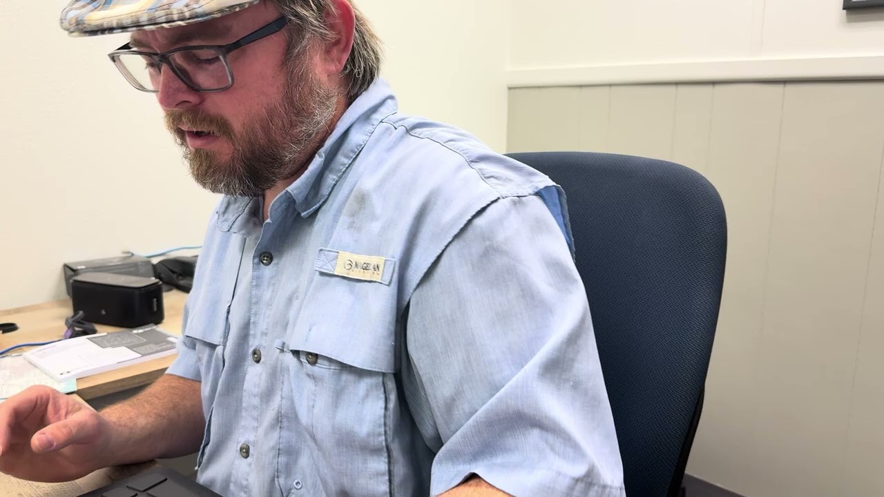 GatorTown игра на барабанах пальцами/создание битов 