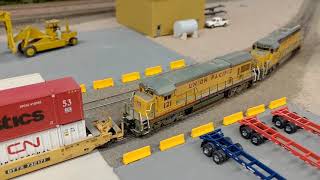 Global 3 Yard Crew Ops. Model Train Layout Built for Operations and Realism. Season 2019 Episode 15.
