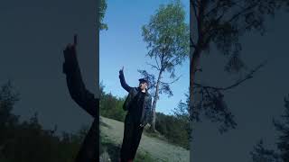 Пытаюсь флексить под трек про Саратов, находясь в Серово XD