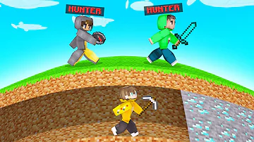 HUNTERS VS SPEEDRUNNER In ROUND Minecraft!