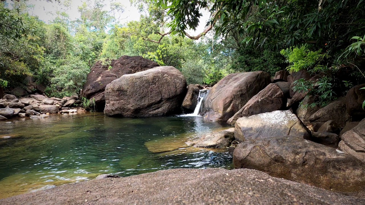 ទឹកធ្លាក់អន្លង់ធំ និង អន្លង់ខៀវ - YouTube