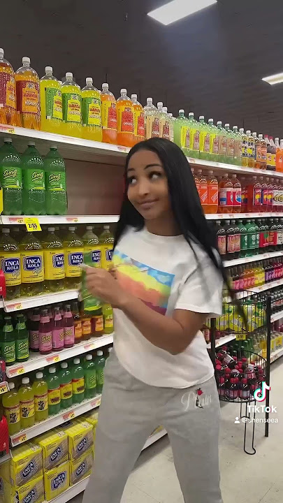 Shenseea when they say 30% off ! 😂 😂  #Shorts #Shenseea #Amapiano #Dancehall #Comedy