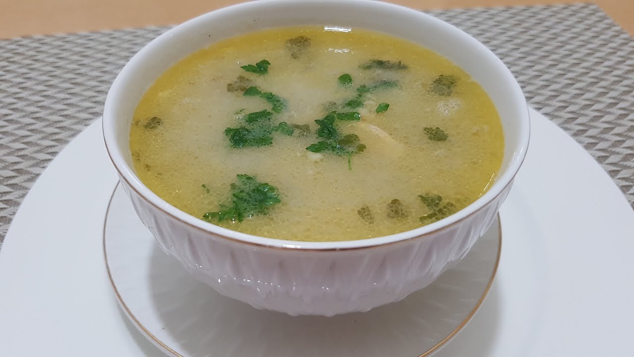 شربة لذيييذة و خفيييفة للعشاء بالأرز و الدجاج | شربة بيضاء