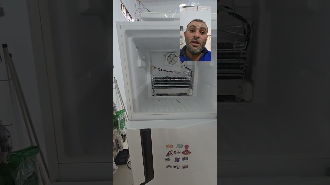 Geladeira Electrolux vazamento interno 