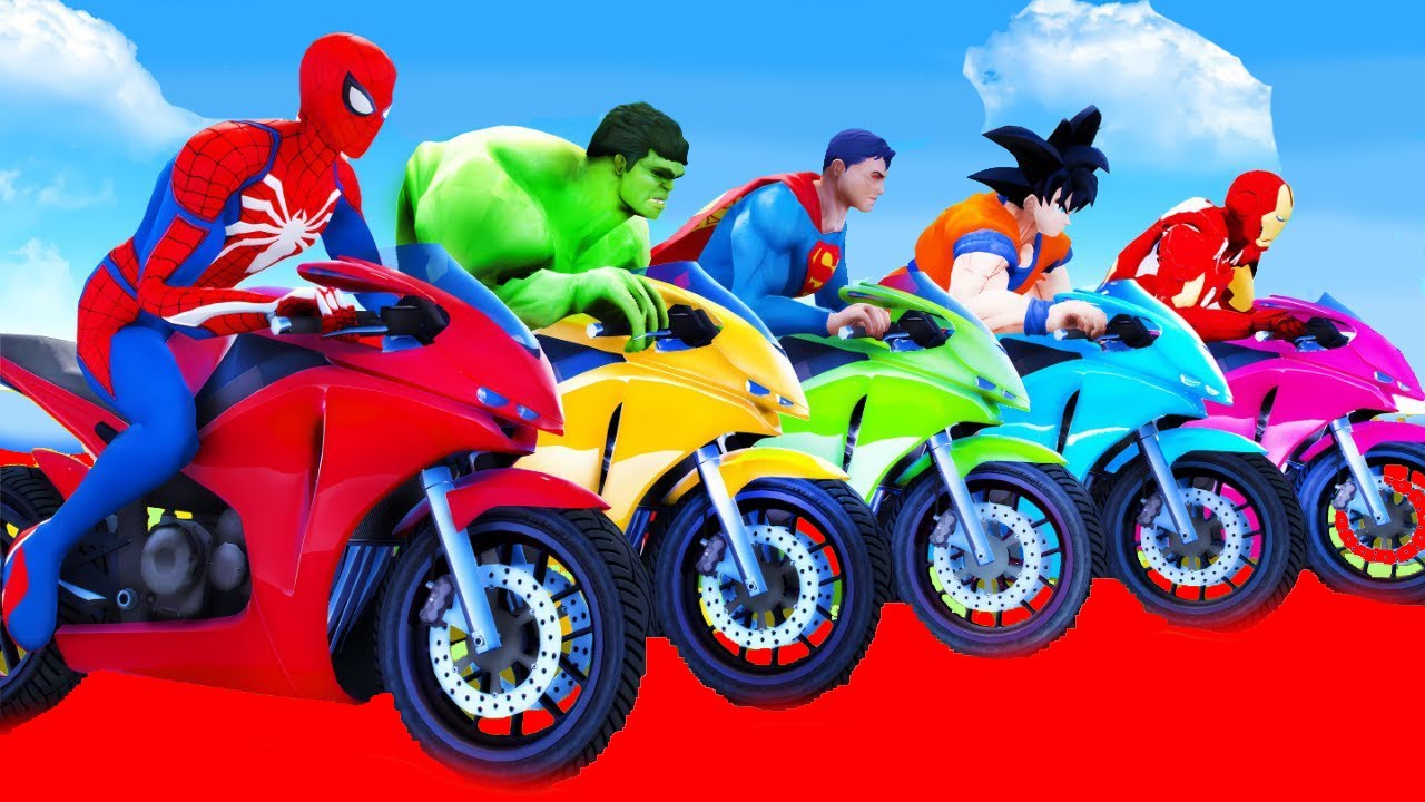 الأبطال الخارقين على القضبان دوامة قمع جسر 🚴‍♂️ SPIDER MAN!on Motorcycle in Spiral Bridge Stunt