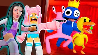 РАДУЖНЫЕ ДРУЗЬЯ СНОВА БЕГУТ ЗА НАМИ ! ВИКА ОБМАНУЛА МИТСЕРА БЛУ В ROBLOX | Rainbow Friends