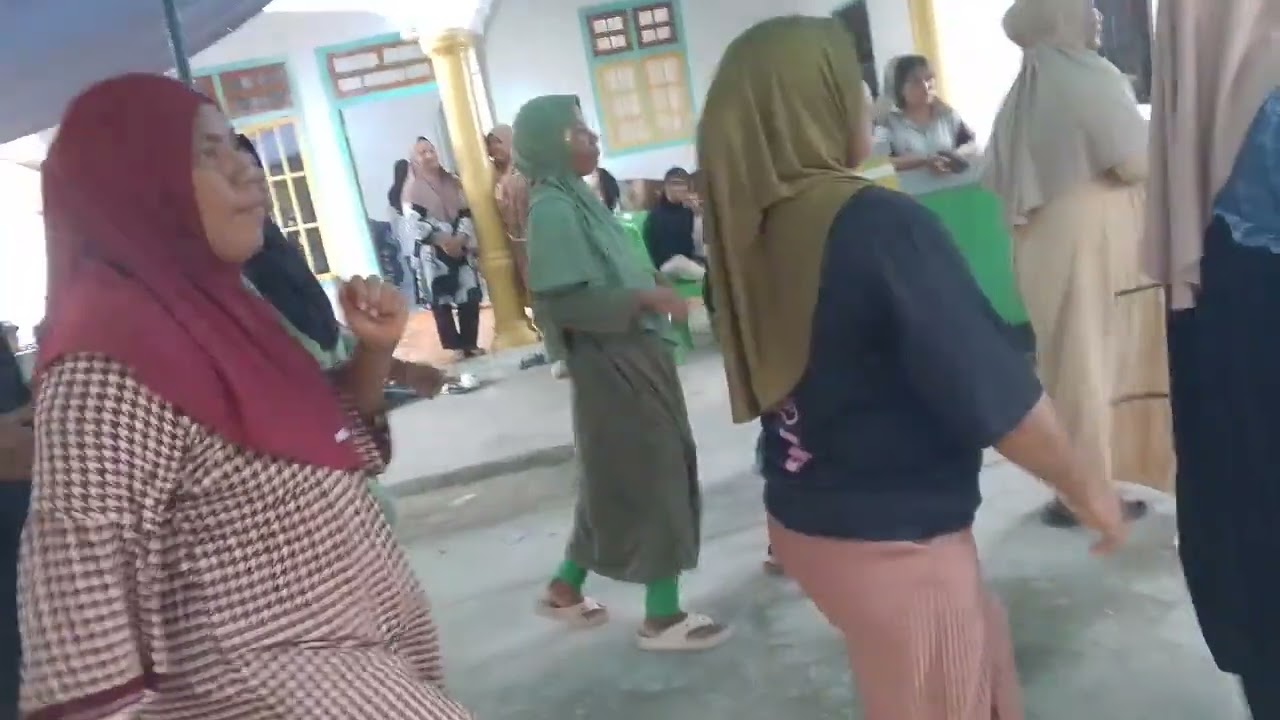 perkawinan ini anaknya BPK d desa sagawele kec.goruapin kab.halsel