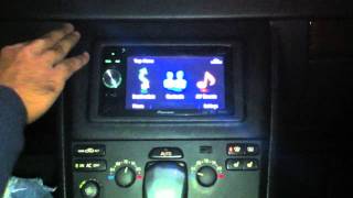 Volvo XC90 Aftermarket Pioneer Double 
