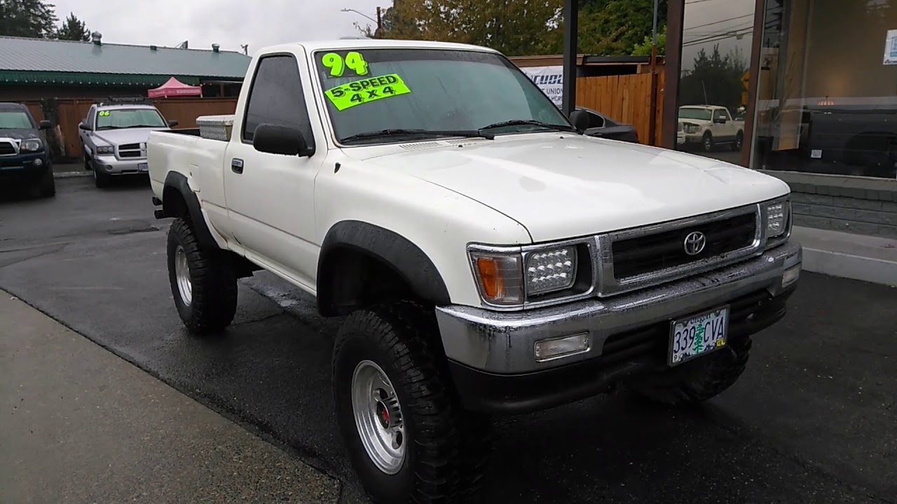 "Live Video Walk Around" 1994 TOYOTA PICKUP 4X4 5 SPEED LIFTED "AS IS