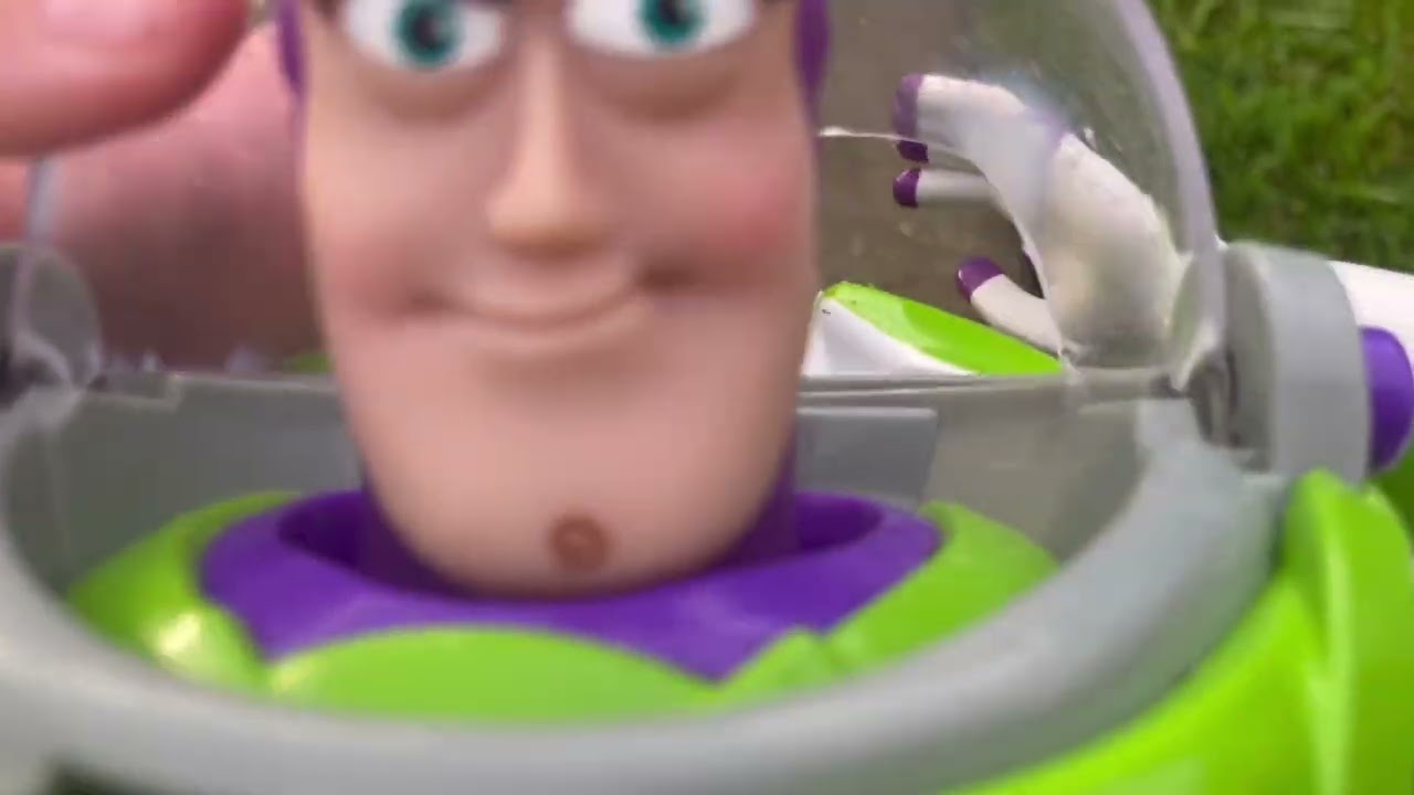 Buzz-Lightyear Destruction 2