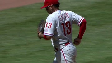 PHI@NYY: Galvis makes sliding stop to rob Gardner