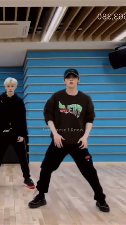 No one does it like Lee Know #shorts #kpop #straykids #edits
