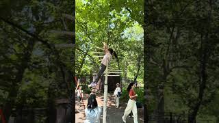 These monkey bars are only found in Japan 👀