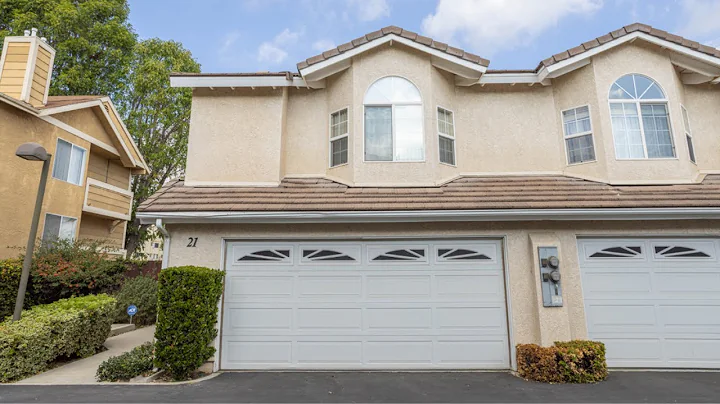 Porter Ranch Real Estate: 17740 Merridy St #21 Nor...