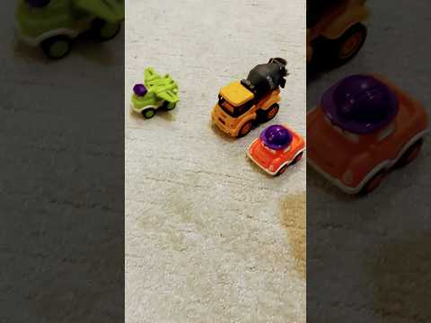 بابا عندو سيارة 