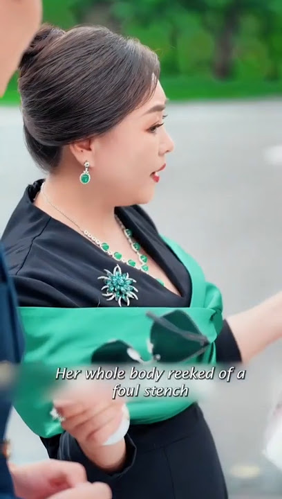 The wealthy mother-in-law smeared ash on her face to test the daughter-in-law's character.