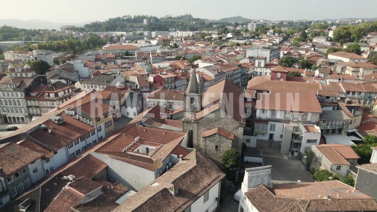 Portugal 🇵🇹 Guimarães, Igreja da Misericórdia [4K] Drone Stock Footage 2