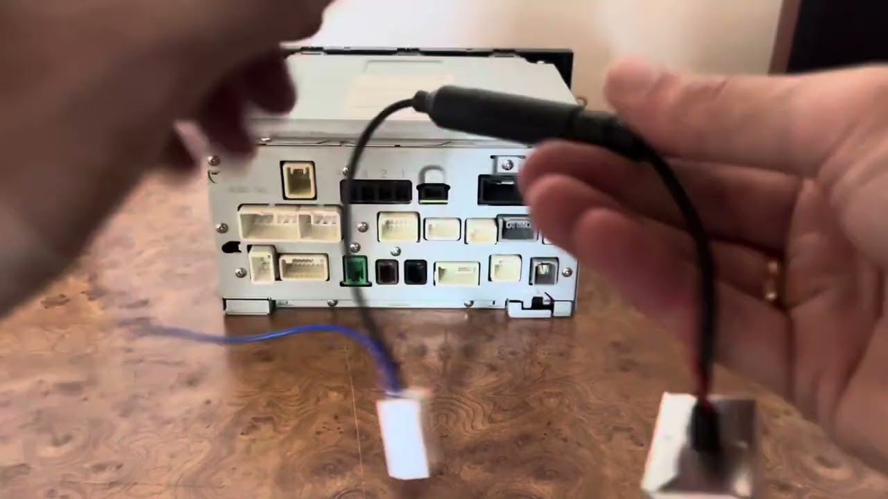 Подключение FM конвектора в машины с квадратный выходом под антенну