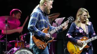 Tedeschi Trucks 2021-07-10 Apple Valley Park &quot;Down Don&#39;t Bother Me&quot;