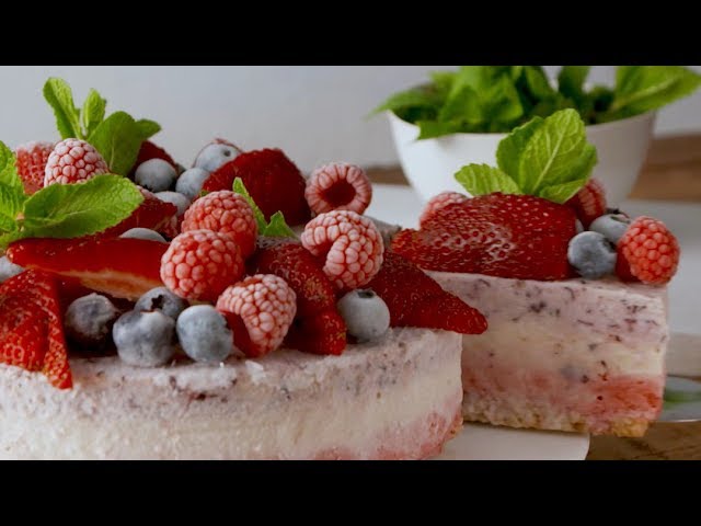 Frozen Smoothie Cake