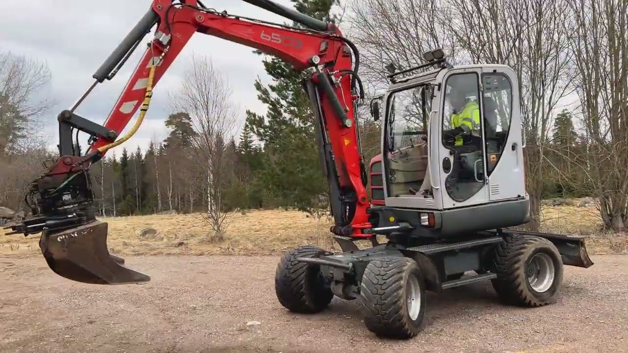 Hjulgrävare Neuson